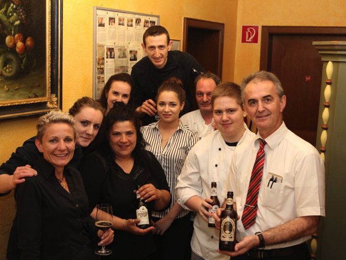 Alles perfekt gemacht hat die Crew um Viktor Dusevic, die sich große Mühe für einen unvergesslichen Abend machten. Alles perfekt gemacht hat die Crew um Viktor Dusevic, die sich große Mühe für einen unvergesslichen Abend machten.