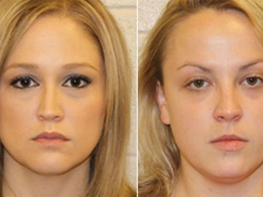 Shelley Dufresne (links) und Rachel Respess hatten einen flotten Dreier mit einem Schüler. Shelley Dufresne (links) und Rachel Respess hatten einen flotten Dreier mit einem Schüler.