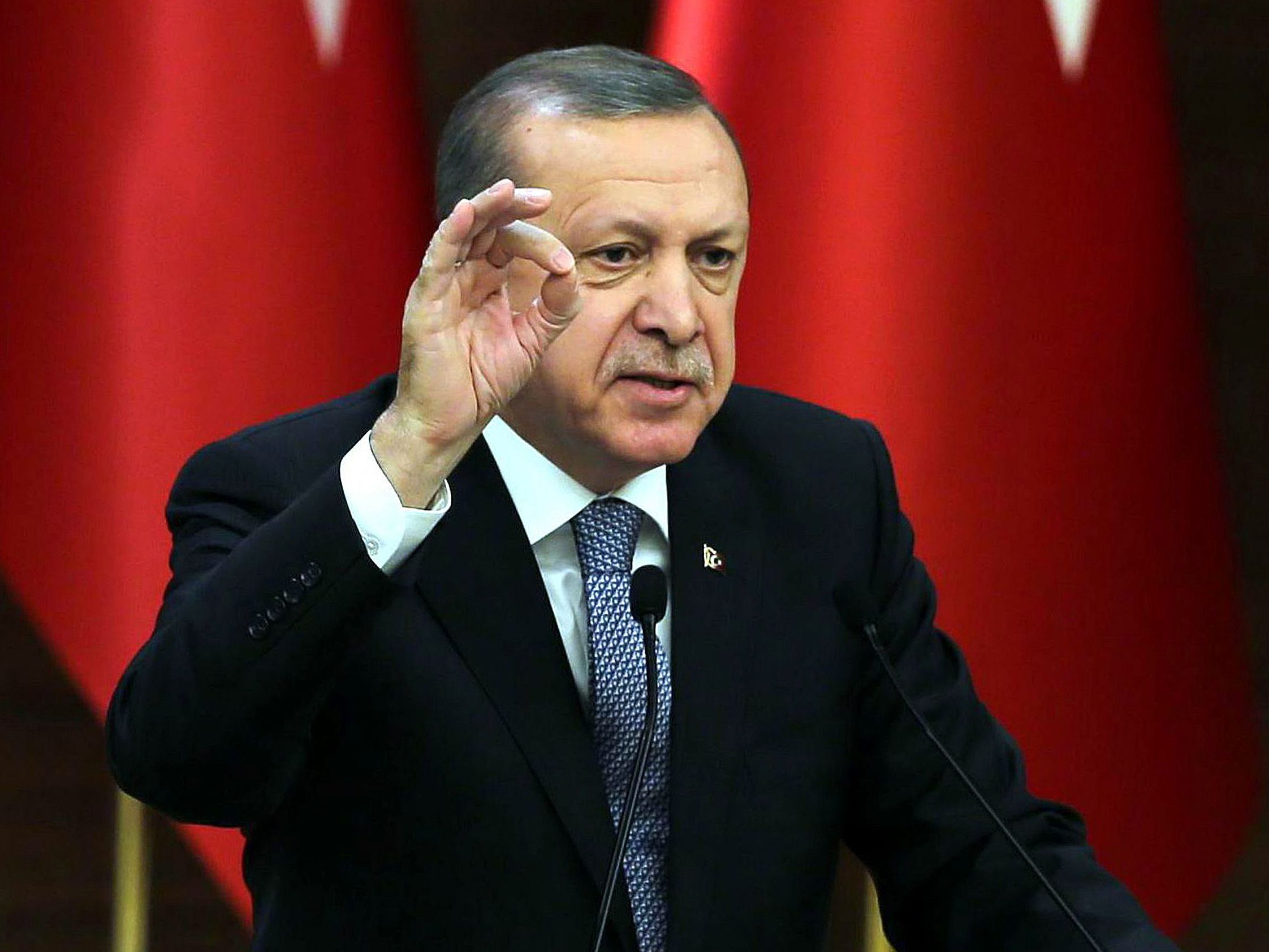 Reaktion auf Raketen auf Kilis - Sorge vor Anschlägen in der Türkei. Reaktion auf Raketen auf Kilis - Sorge vor Anschlägen in der Türkei.