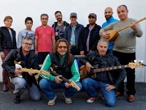 Gemeinsamkeiten in der Musik finden. Zündapp mit Musiker aus Syrien und dem Irak. Gemeinsamkeiten in der Musik finden. Zündapp mit Musiker aus Syrien und dem Irak.