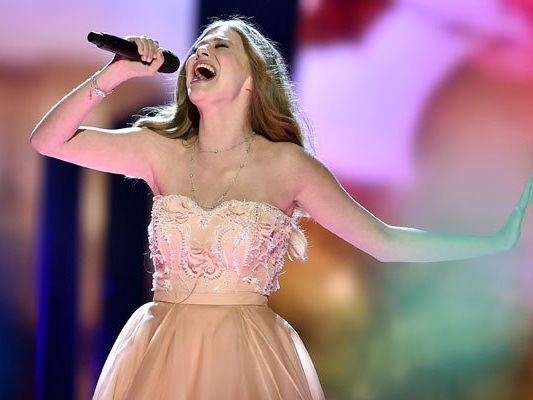 Zoe hat alles gegeben bei ihrem Auftritt beim 1. Halbfinale des ESC in Stockholm Zoe hat alles gegeben bei ihrem Auftritt beim 1. Halbfinale des ESC in Stockholm