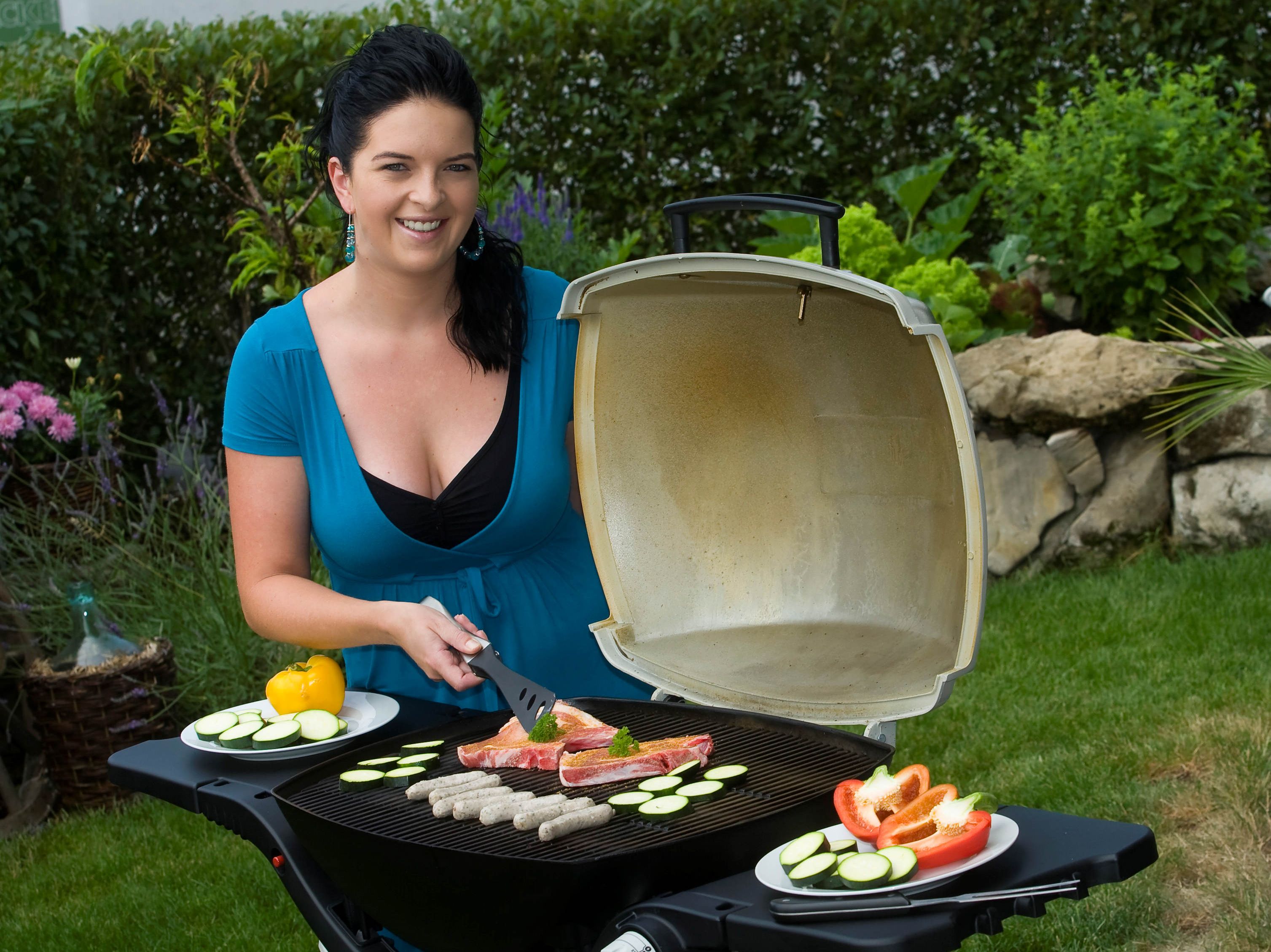Mit diesen Gadgets werden die Grillpartys mit Freunden noch schöner. Mit diesen Gadgets werden die Grillpartys mit Freunden noch schöner.