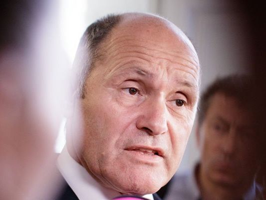 Innenminister Sobotka kann sich eine Reform der Briefwahl vorstellen. Innenminister Sobotka kann sich eine Reform der Briefwahl vorstellen.