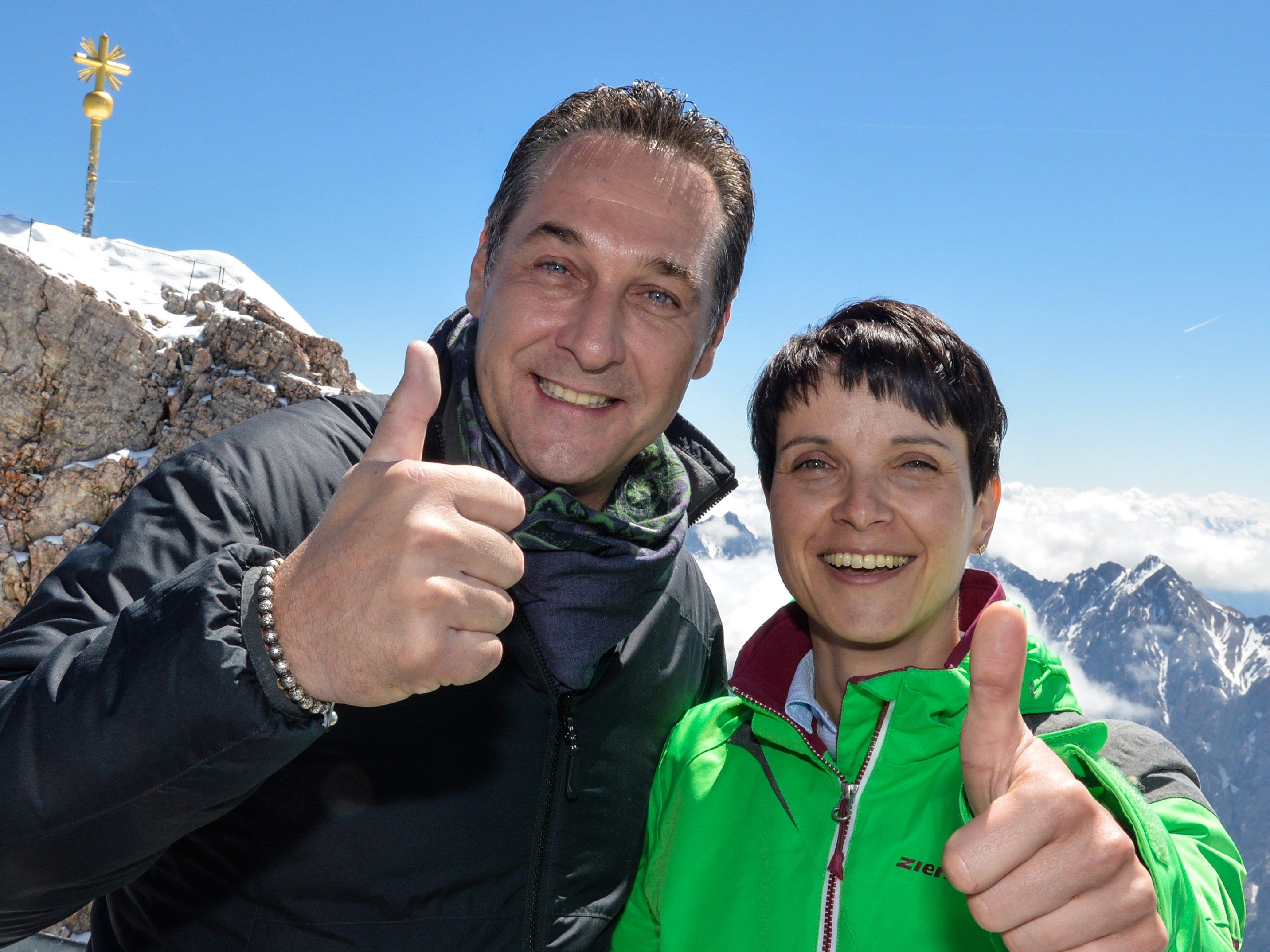 Heinz Christian Strache und Frauke Petry trafen sich auf der Zugspitze.