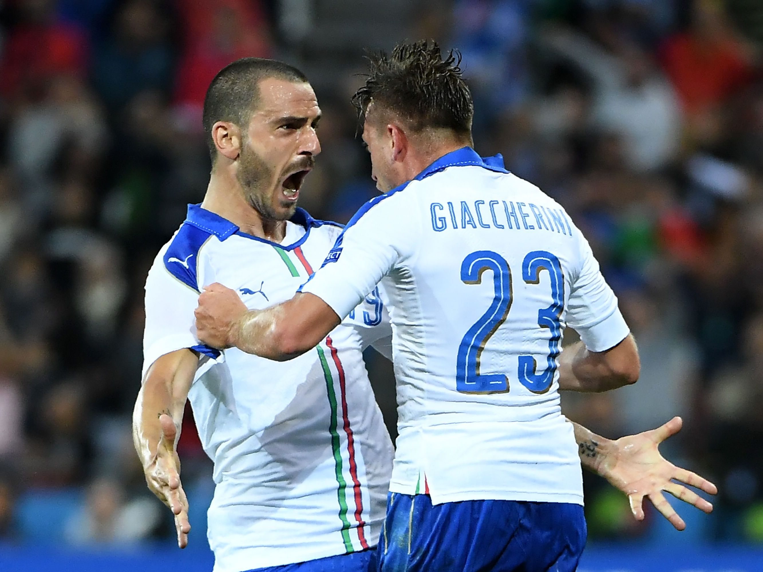 Italien feiert einen 2:0-Sieg über Belgien. Italien feiert einen 2:0-Sieg über Belgien.