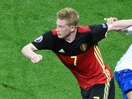Belgien trifft in Runde zwei der EM-Gruppe E auf Irland. Belgien trifft in Runde zwei der EM-Gruppe E auf Irland.