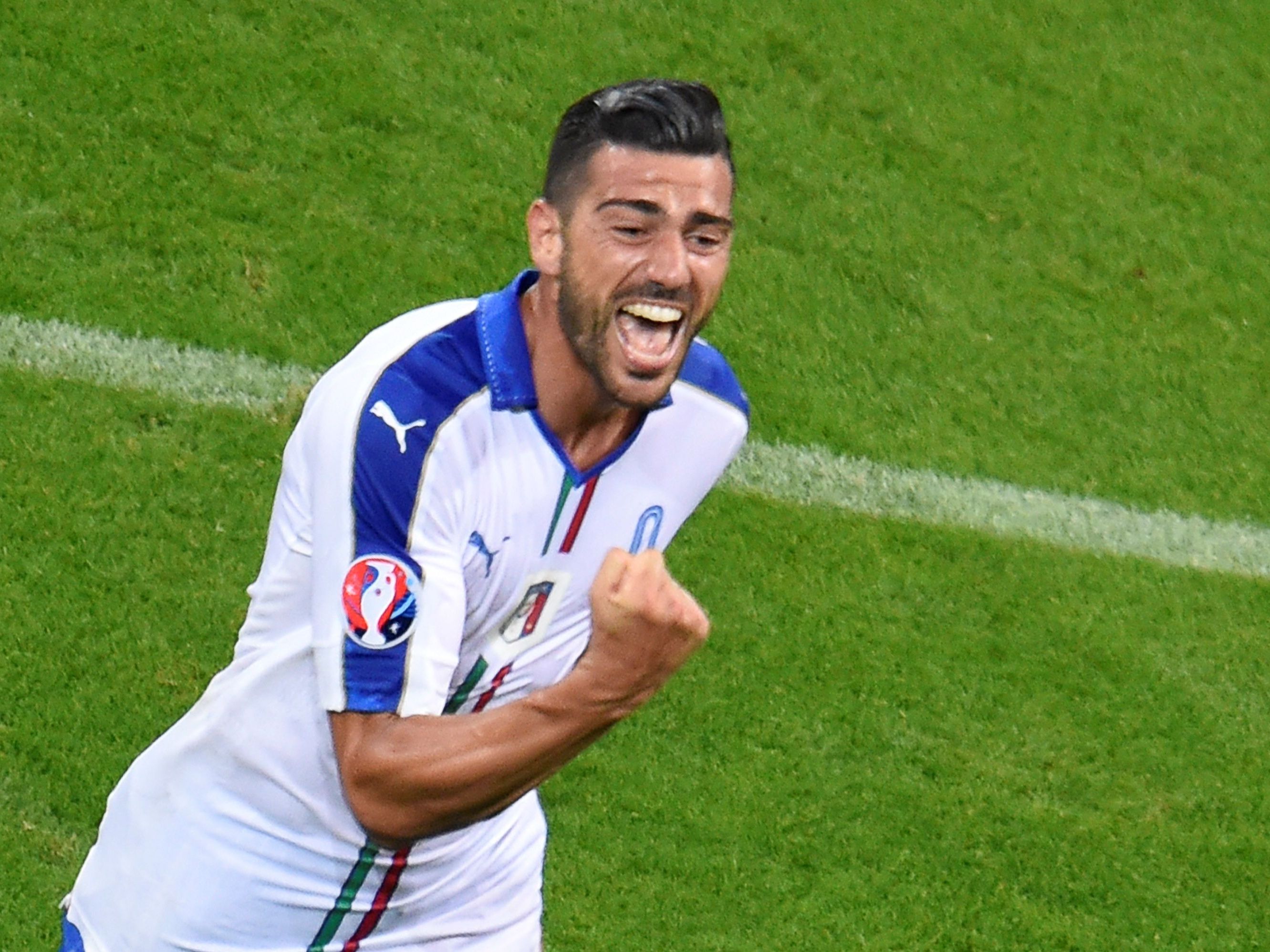 Italien trifft in Runde zwei der EM-Gruppe E auf Schweden. Italien trifft in Runde zwei der EM-Gruppe E auf Schweden.