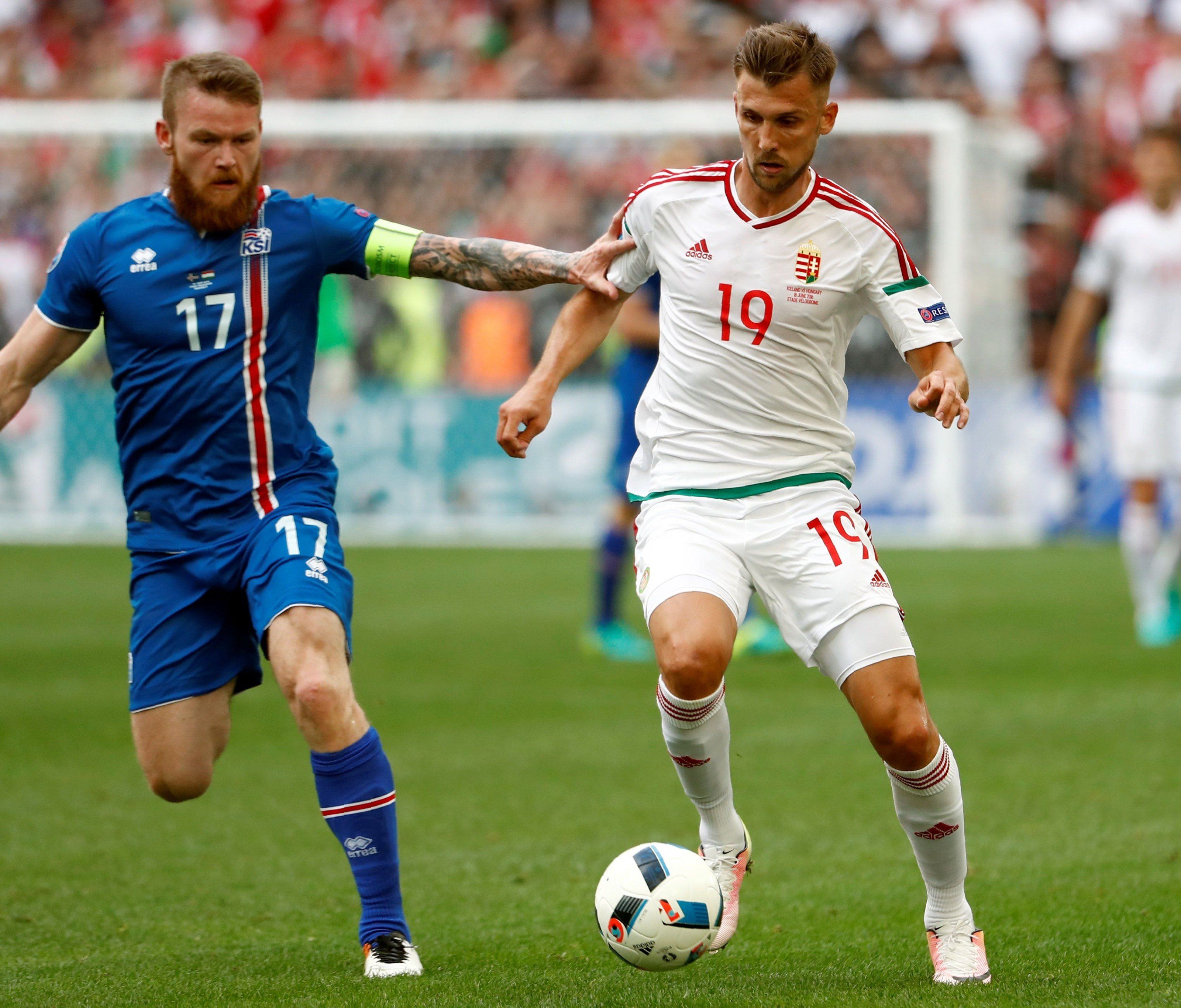 EM-Gruppe F: Island und Ungarn trennen sich 1:1. EM-Gruppe F: Island und Ungarn trennen sich 1:1.