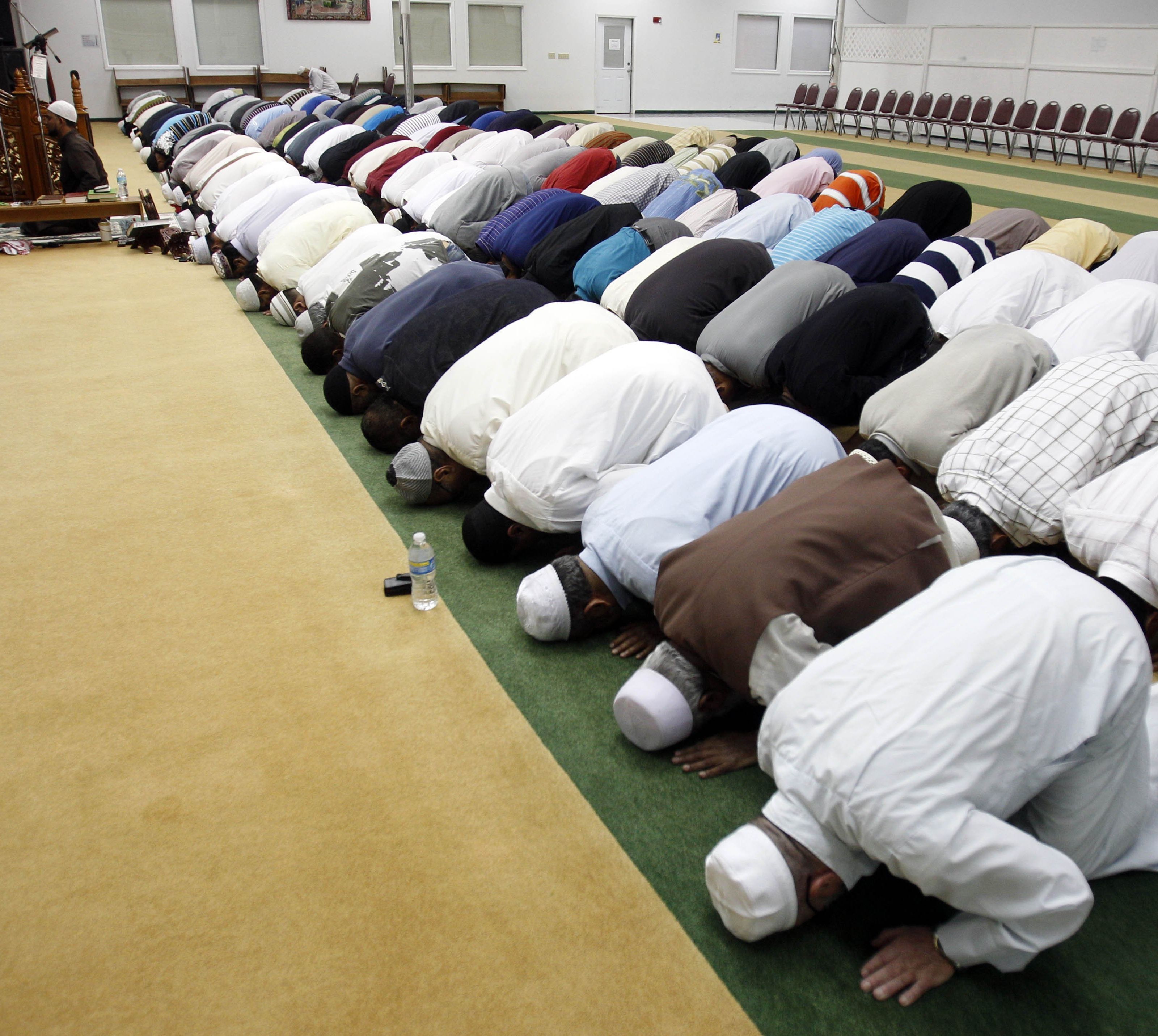 Der Ramadan fällt heuer mit der Fußball-EM zusammen. Der Ramadan fällt heuer mit der Fußball-EM zusammen.
