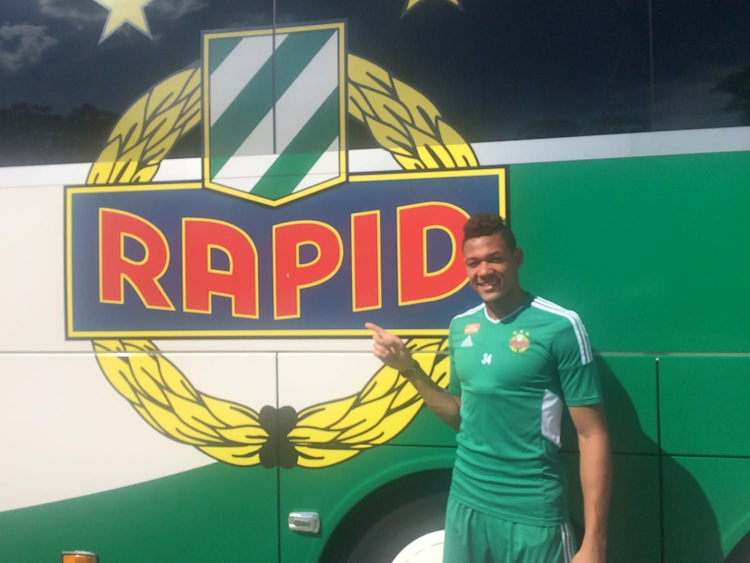 Neu im Team: Joelinton ist jetzt Rapidler. Neu im Team: Joelinton ist jetzt Rapidler.