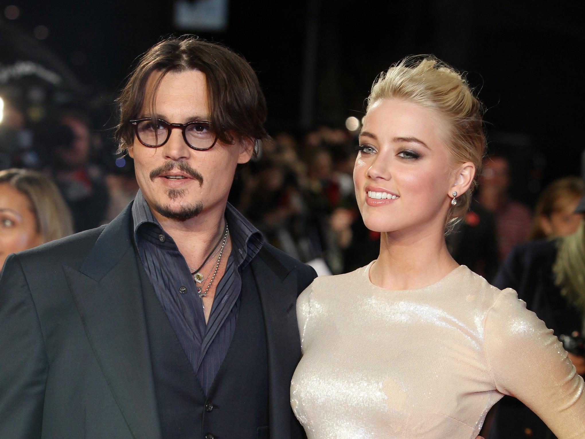 Amber Heard beklagt "Jahre körperlicher und psychologischer Gewalt" durch Hollywood-Star.