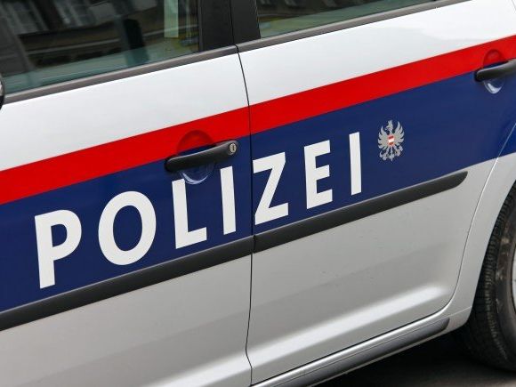 Streit unter Asylwerbern eskaliert. Streit unter Asylwerbern eskaliert.