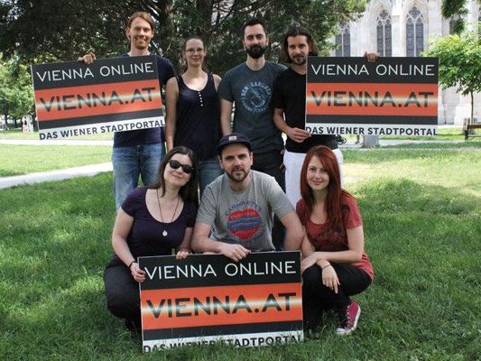 Unser (hier leider nicht vollständig abgebildetes) Redaktionsteam tippt den Europameister. Unser (hier leider nicht vollständig abgebildetes) Redaktionsteam tippt den Europameister.