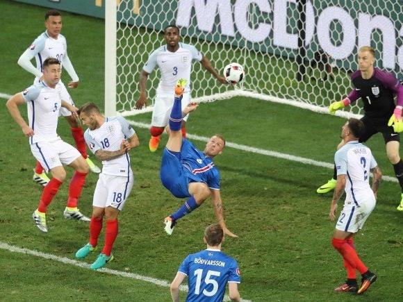 Island kickte england aus der EM - und Gudmundur Benediktsson rastete erneut vor Freude aus