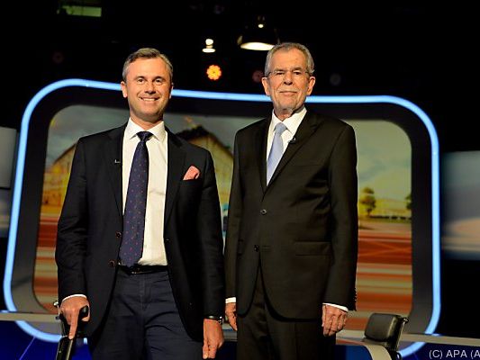 Es wird wohl mehrere TV-Duelle zur Wiederholung der Stichwahl geben. Es wird wohl mehrere TV-Duelle zur Wiederholung der Stichwahl geben.