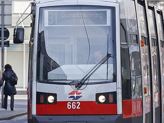 In einer Straßenbahn der Linie 31 kam es zu der Belästigung In einer Straßenbahn der Linie 31 kam es zu der Belästigung