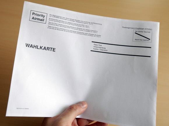 Österreicher die umgezogen sind, brauchen eine Wahlkarte zur Stimmabgabe am neuen Heimatort.