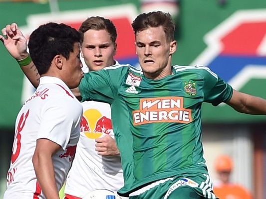 Stefan Stangl (r.) wird in Zukunft das Trikot der Salzburger tragen.