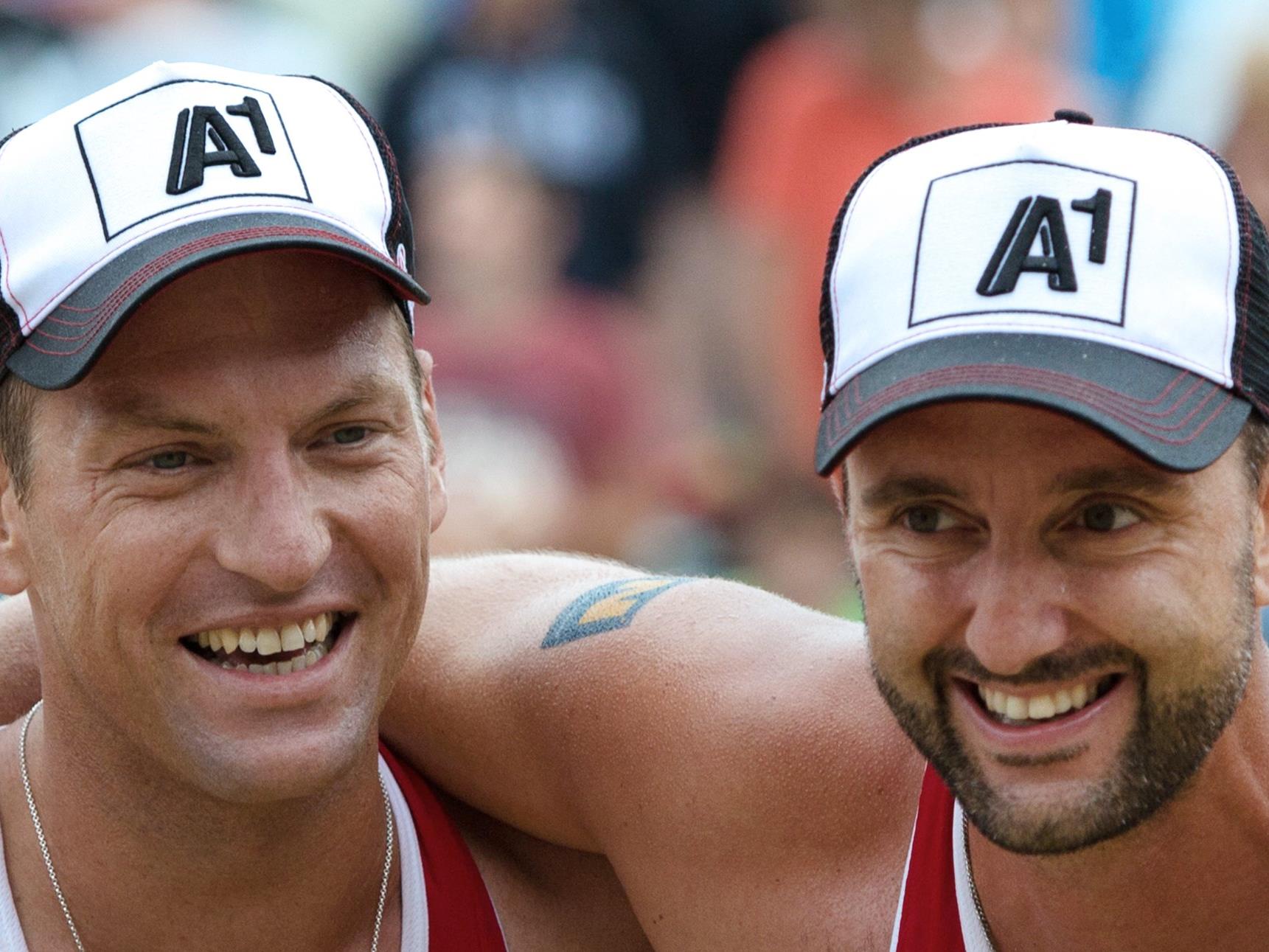 Alexander Horst (l.) und Clemens Doppler als Lokalmatadoren beim Beach Volleyball Major in Klagenfurt.