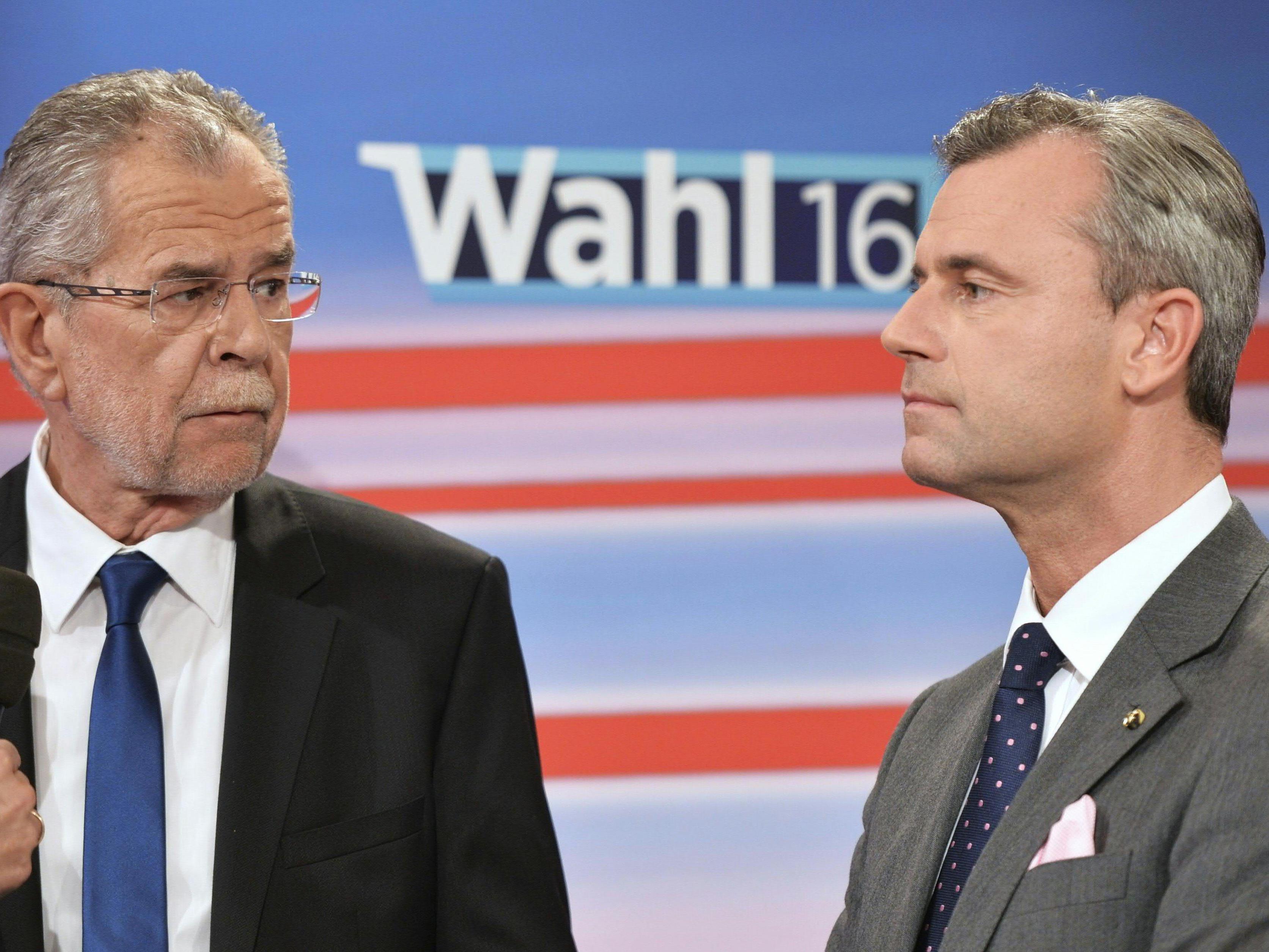 Die Kandidaten Alexander Van der Bellen und Norbert Hofer müssen noch einmal zur Wahl antreten.