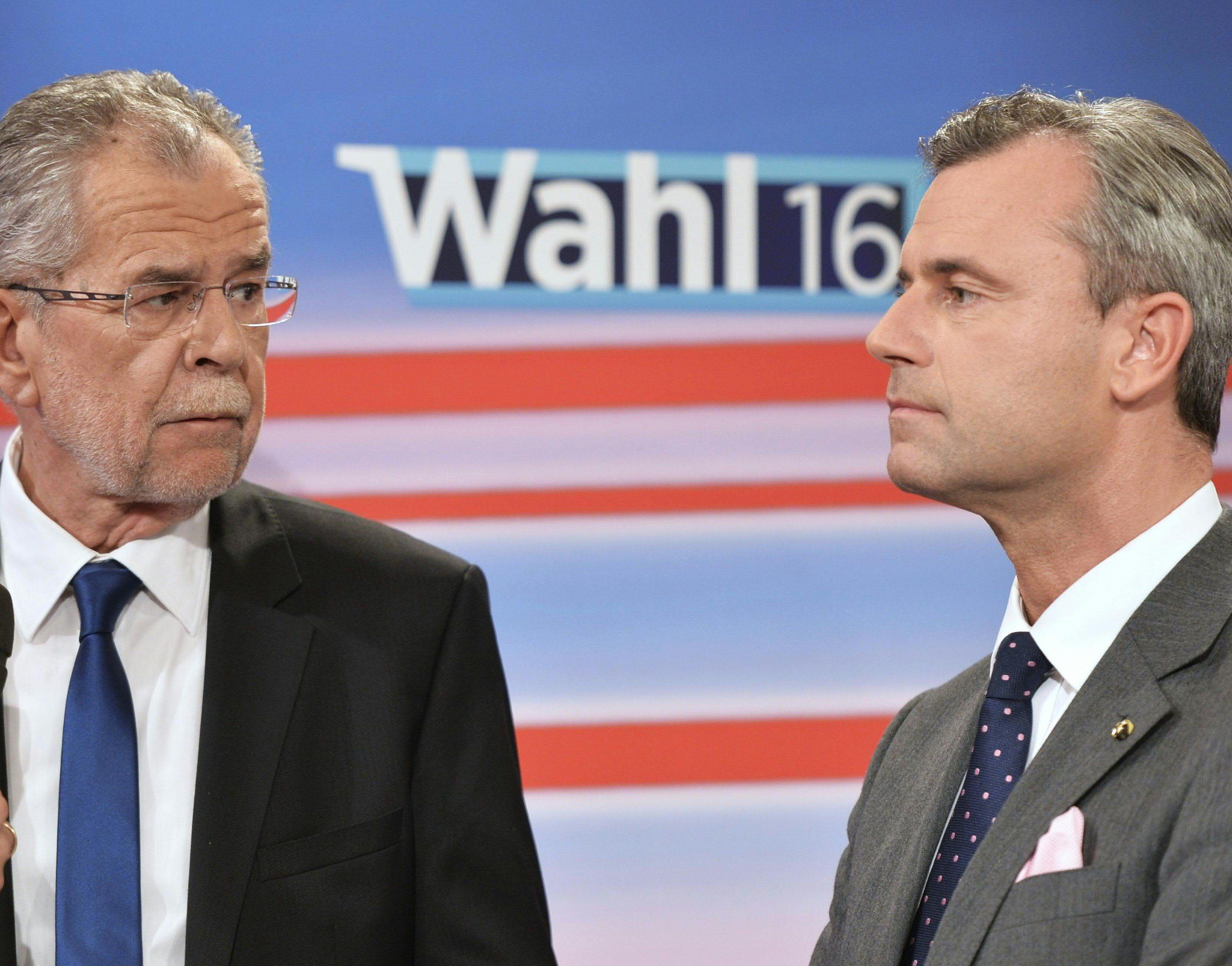 Die Kandidaten Alexander Van der Bellen und Norbert Hofer müssen noch einmal zur Wahl antreten. Die Kandidaten Alexander Van der Bellen und Norbert Hofer müssen noch einmal zur Wahl antreten.