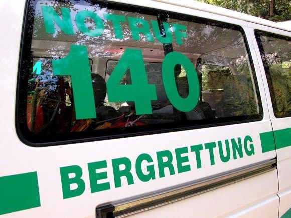 Die Bergrettung Wien/NÖ warnt vor Trickbetrügern Die Bergrettung Wien/NÖ warnt vor Trickbetrügern