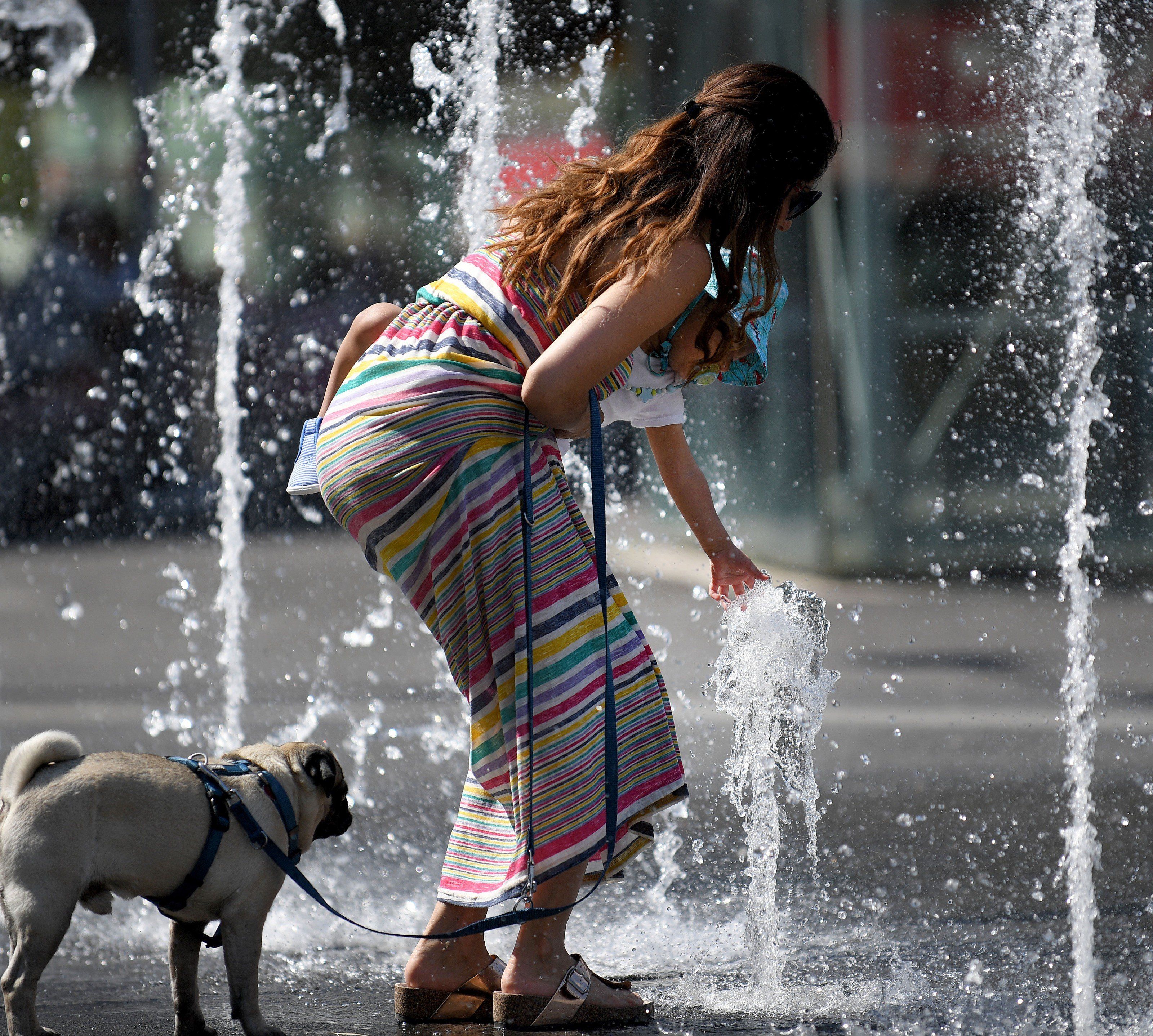 Der Wochenbeginn in Österreich war hochsommerlich heiß - nicht nur in Wien suchte man Abkühlung