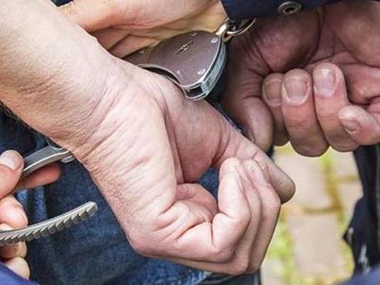 Ein 18-Jähriger wurde nach einem Diebstahl festgenommen
