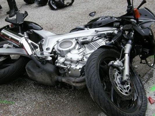 Der Motorradfahrer aus Wien-Umgebung verunglückte in Lilienfeld. Der Motorradfahrer aus Wien-Umgebung verunglückte in Lilienfeld.