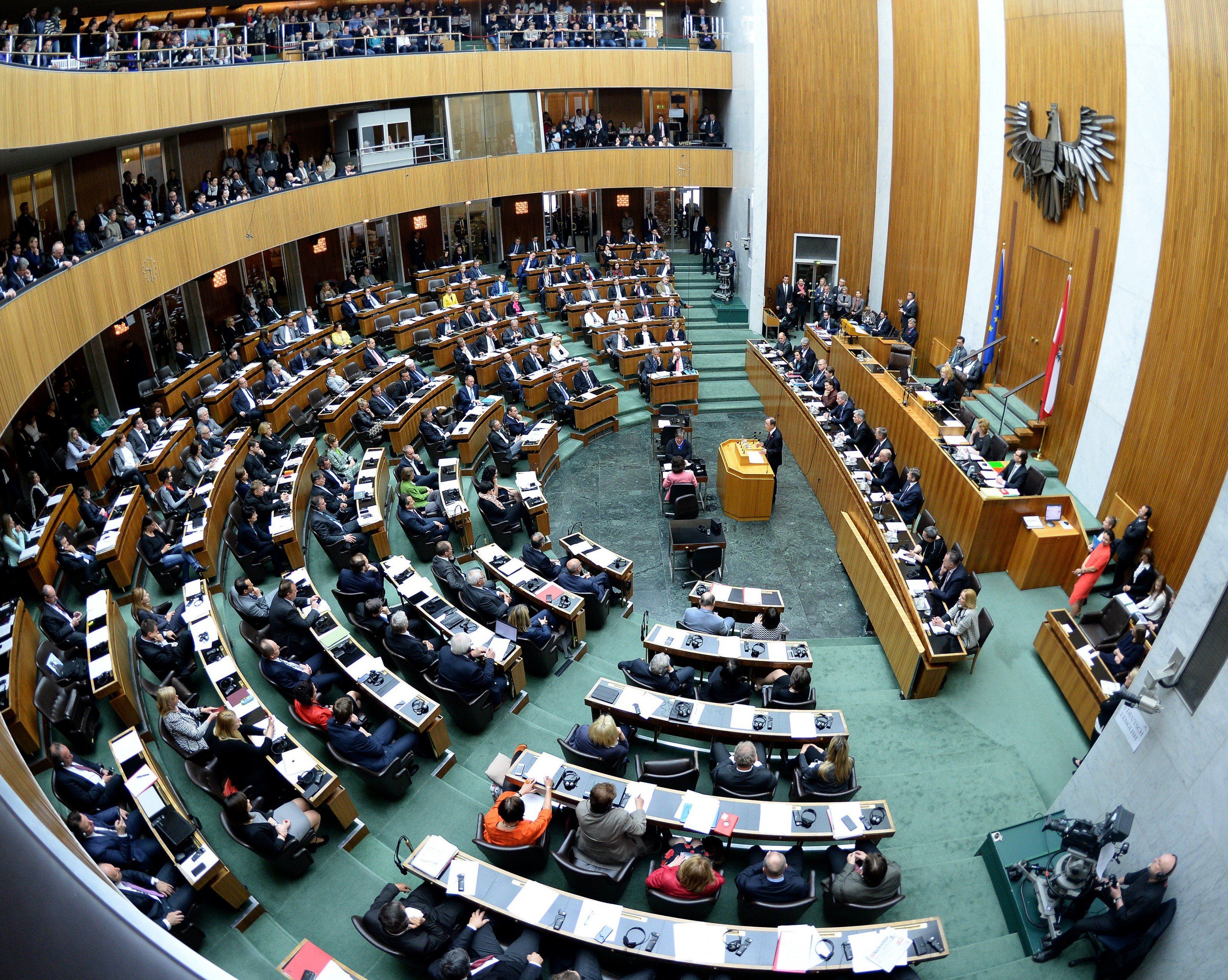 Dem Nationalrat steht vor der Sommerpause noch viel Arbeit entgegen Dem Nationalrat steht vor der Sommerpause noch viel Arbeit entgegen