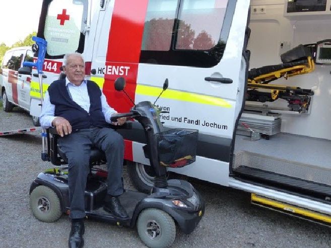 Siegfried Jochum tätigt großzügige Spende Siegfried Jochum tätigt großzügige Spende