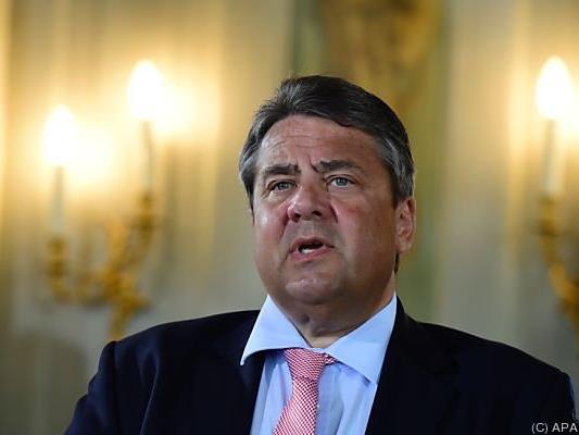 SPD-Chef Sigmar Gabriel fordert eine Obergrenze für Integration