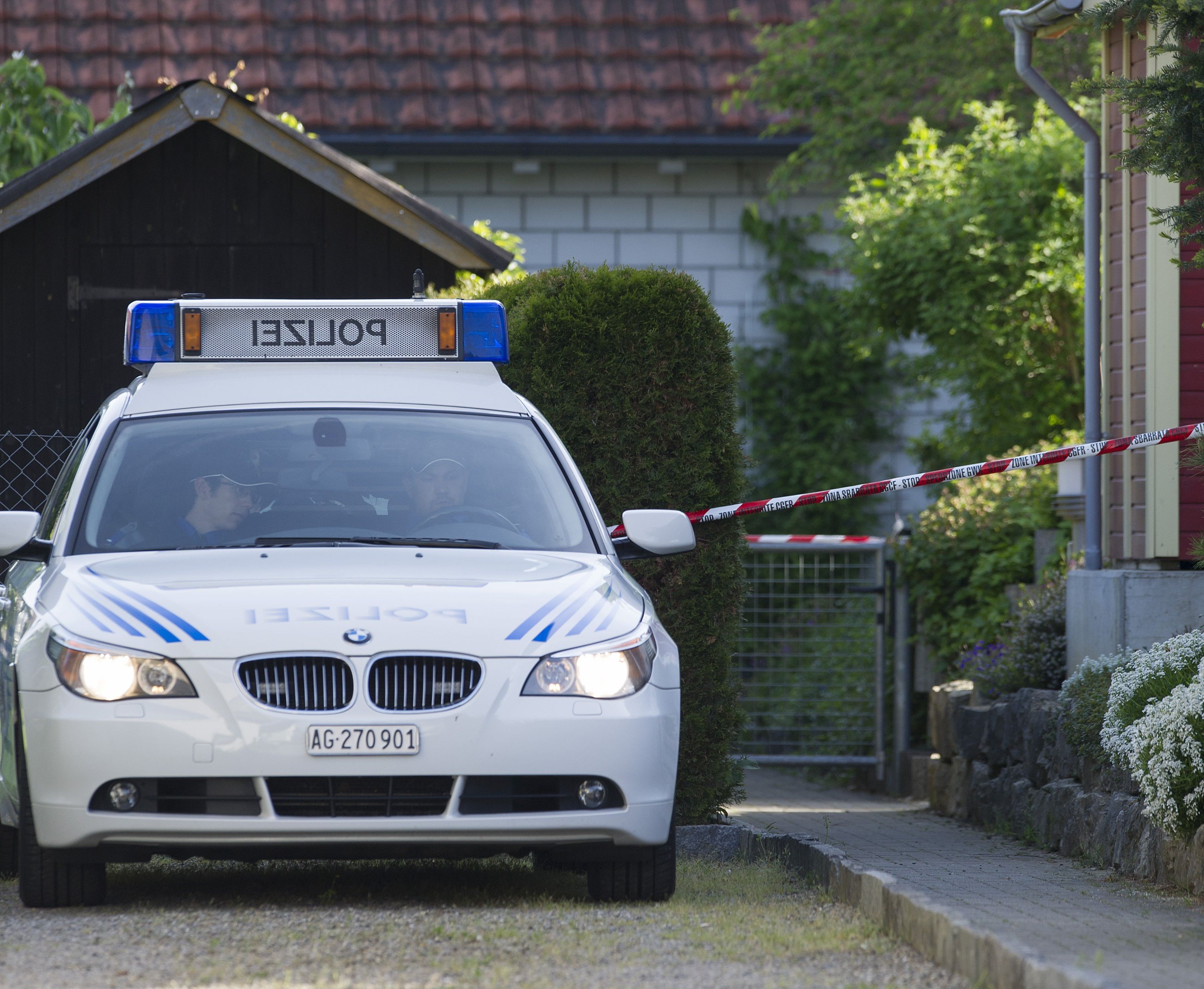 Die Messerattacke ereignete sich in einem Zug im Kanton St. Gallen. Die Messerattacke ereignete sich in einem Zug im Kanton St. Gallen.
