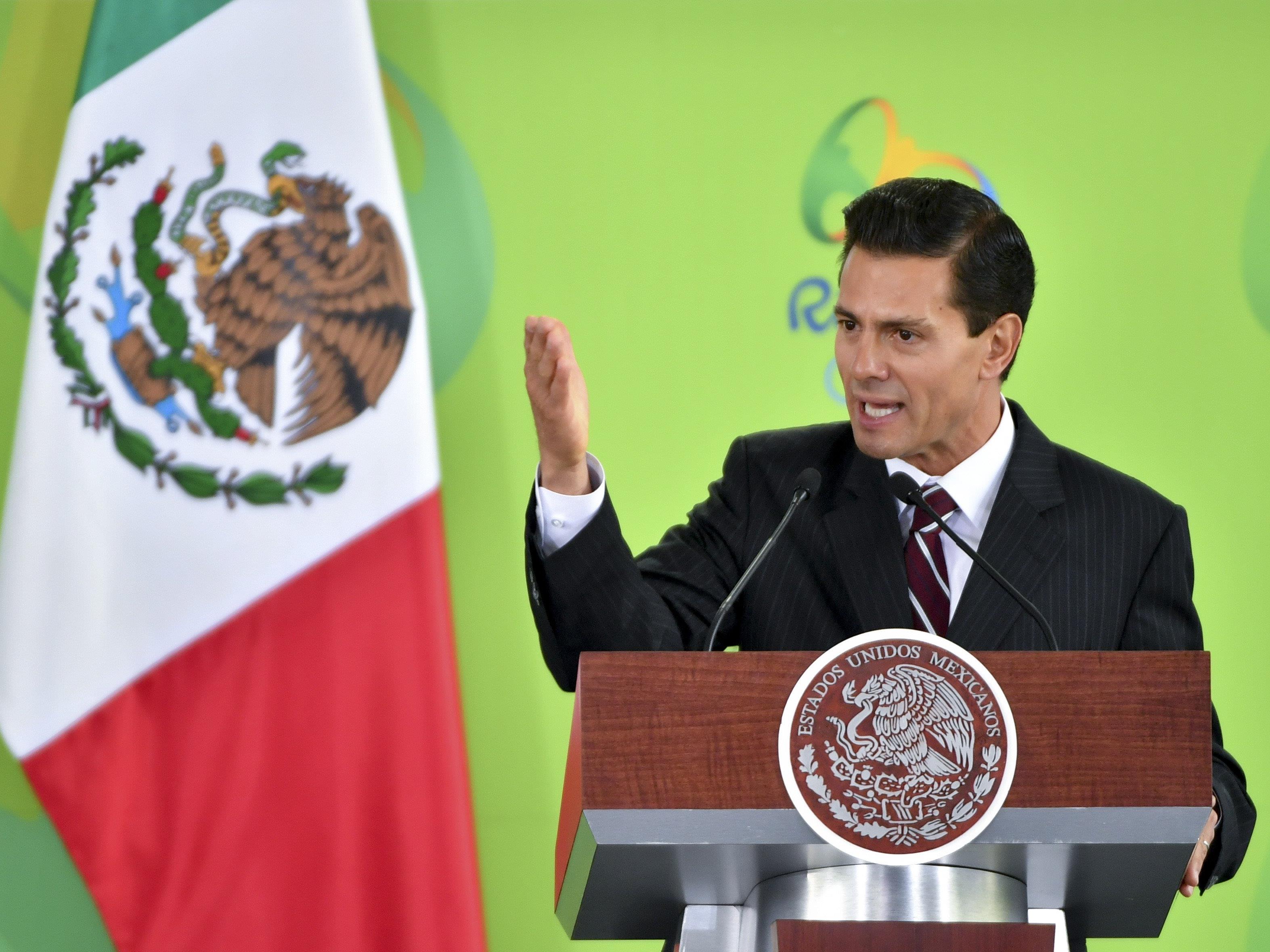 Mexikos Präsident Enrique Peña Nieto gerät wegen einer angeblichen Plagiatsaffäre unter Druck.