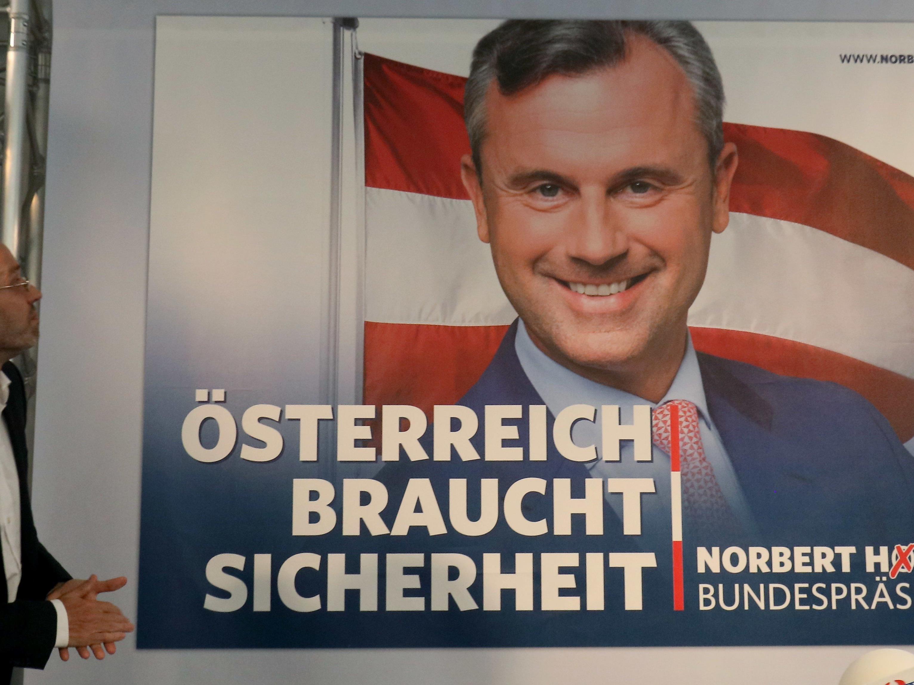 Die Wahlkampfplakate des FPÖ-Kandidaten Norbert Hofer.