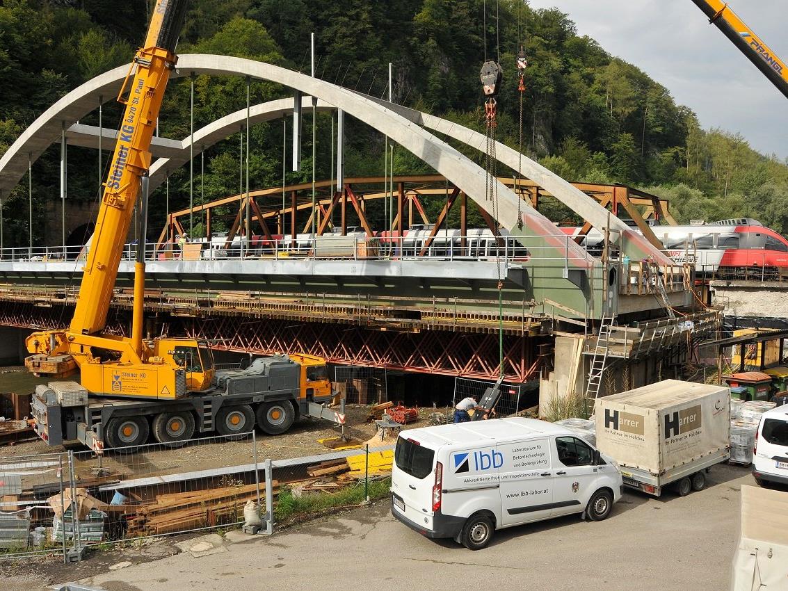 An der Kugelsteinbrücke in Badl wird ab Samstag gebaut.