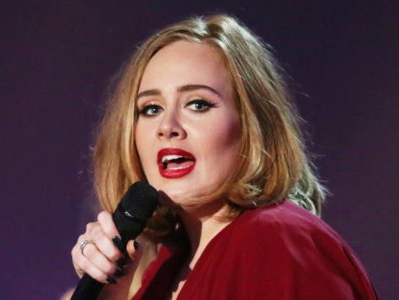 Adele hat sich bei einem Konzert verausgabt