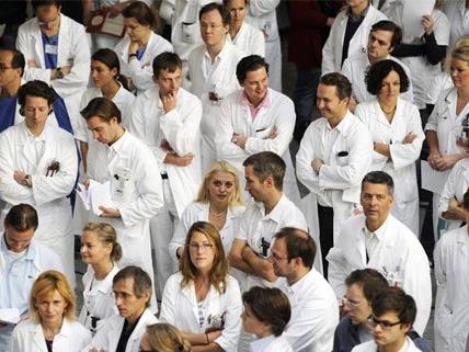 Rund 93% der Wiener KAV-Ärzte würden streiken.