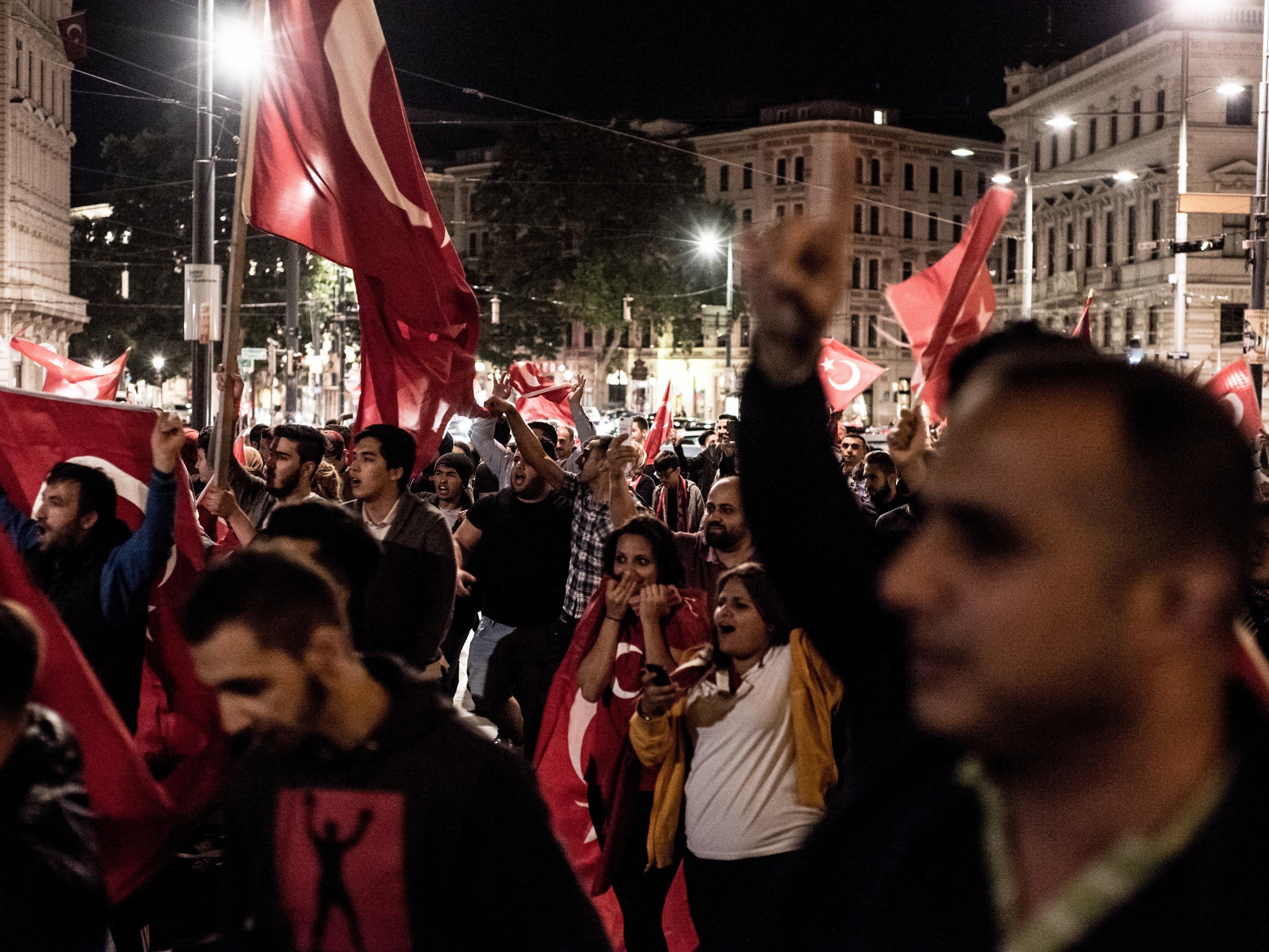 Mitte Juli bei der Spontandemo in Wien wegen des Putschversuchs des Militärs in der Türkei