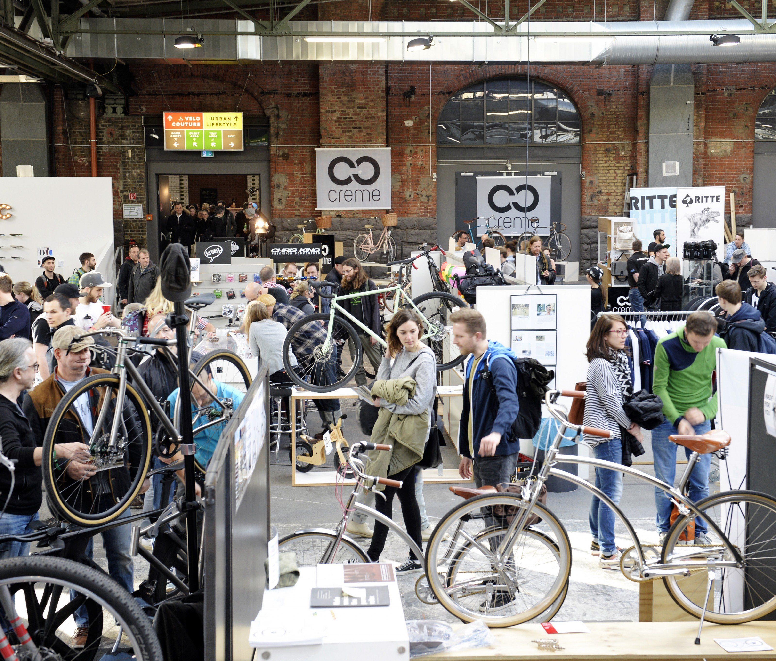 Bei der Fahrradschau Bei der Fahrradschau