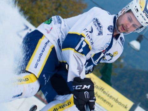 Pascal Kainz bleibt ein Steinbock Pascal Kainz bleibt ein Steinbock
