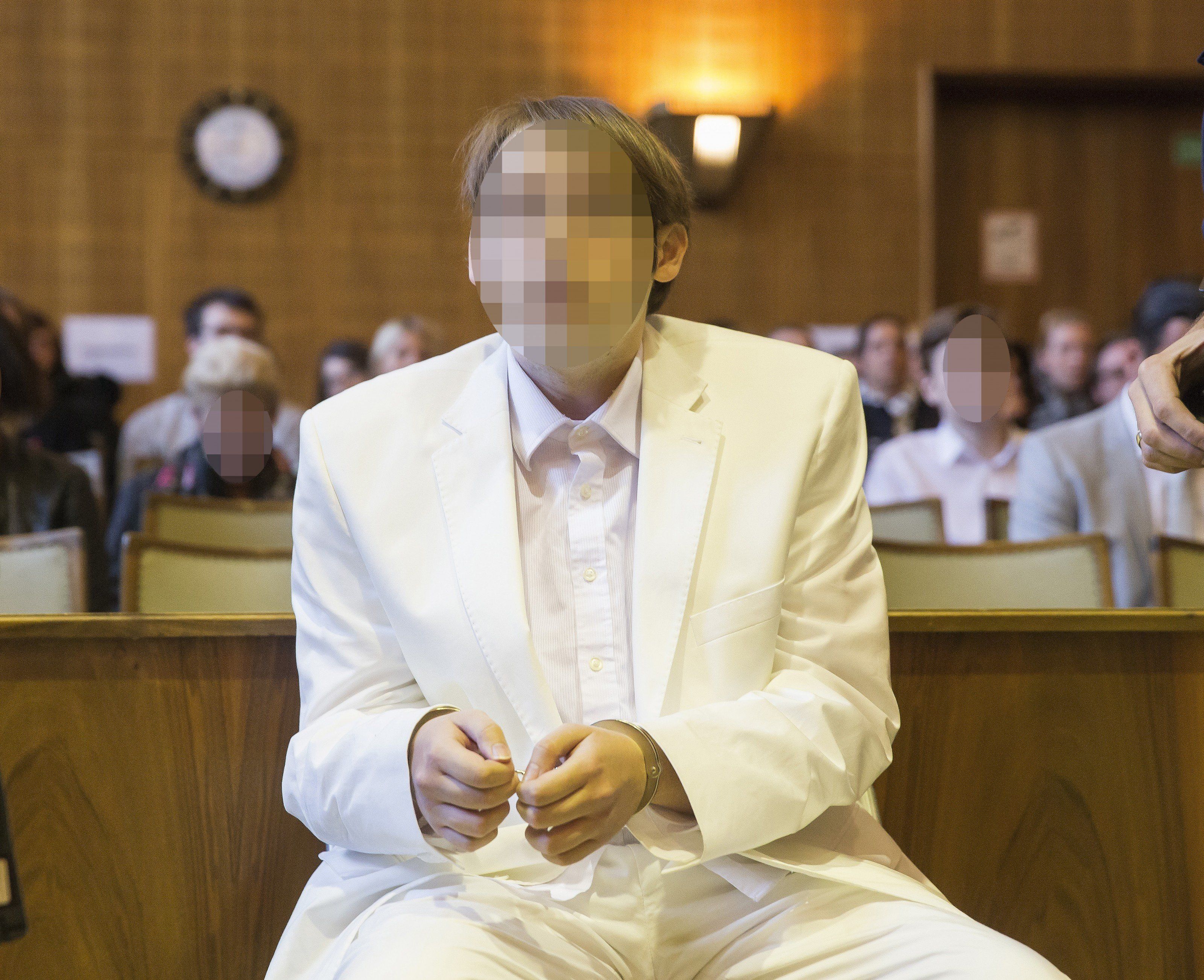 Der Grazer Amok-Fahrer Alen R. wurde für zurechnungsfähig befunden und verurteilt. Der Grazer Amok-Fahrer Alen R. wurde für zurechnungsfähig befunden und verurteilt.