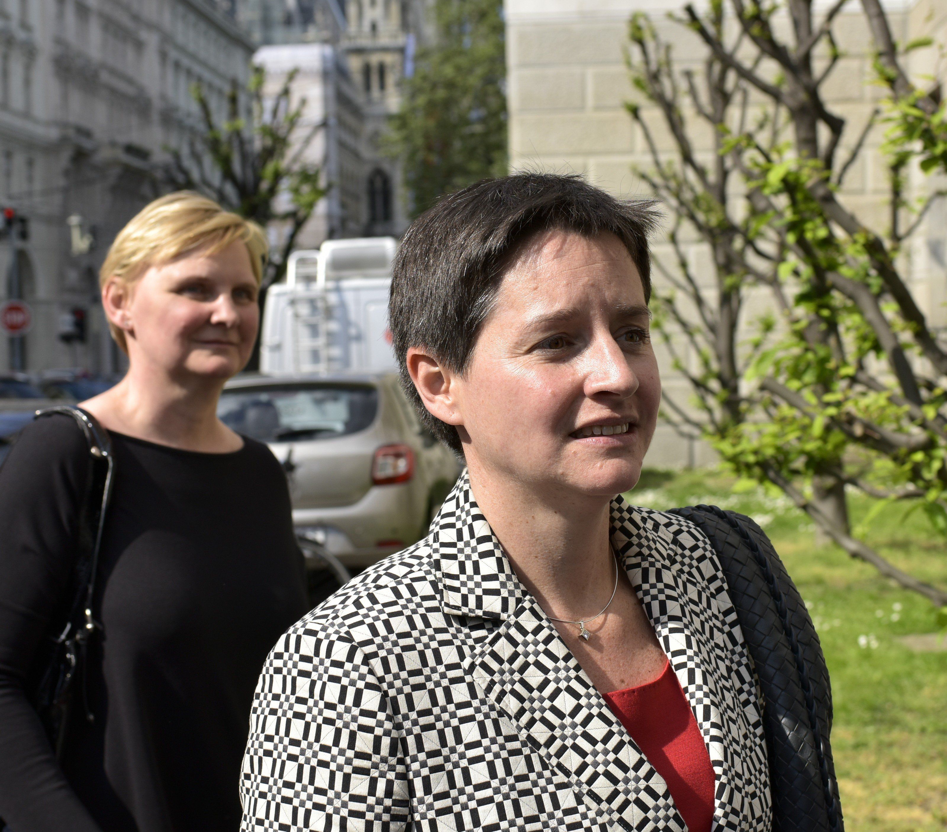 Die Stadträtinnen Frauenberger und Wehsely Die Stadträtinnen Frauenberger und Wehsely