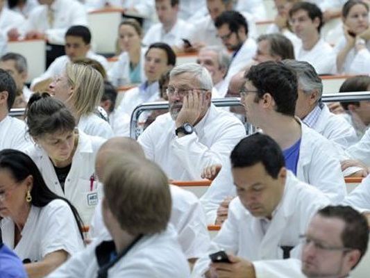 Ein offener Brief erging seitens der Spitalsärzte an Chef der Bundes-Ärztekammer Wechselberger Ein offener Brief erging seitens der Spitalsärzte an Chef der Bundes-Ärztekammer Wechselberger