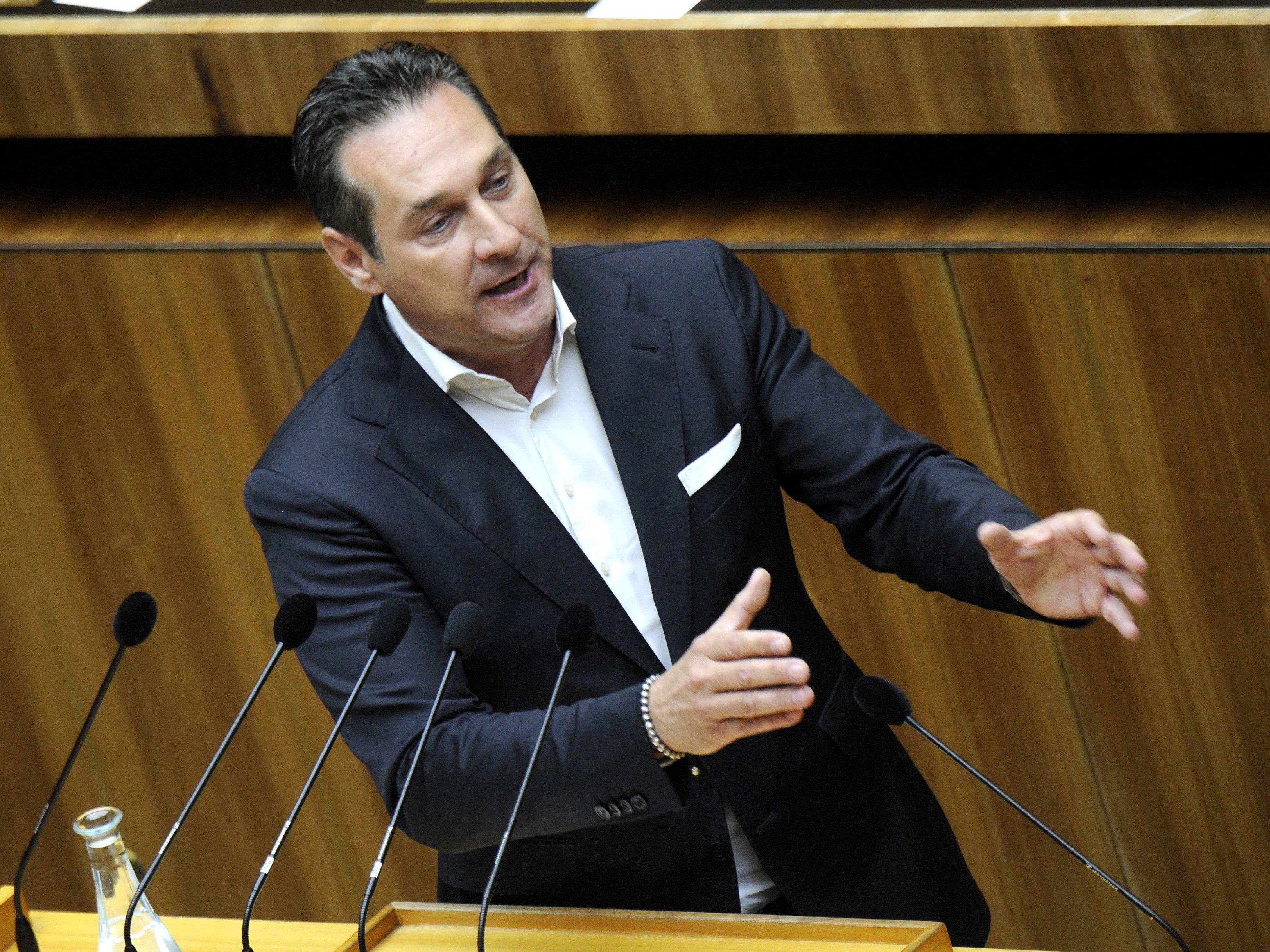 FPÖ-Chef Heinz Christian Strache meldete sich in der Causa zu Wort