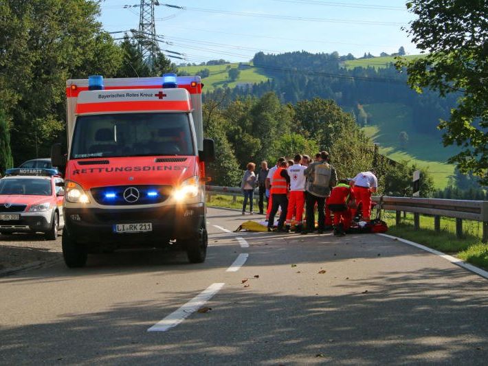 Motorradlenker unbestimmten Grades verletzt Motorradlenker unbestimmten Grades verletzt