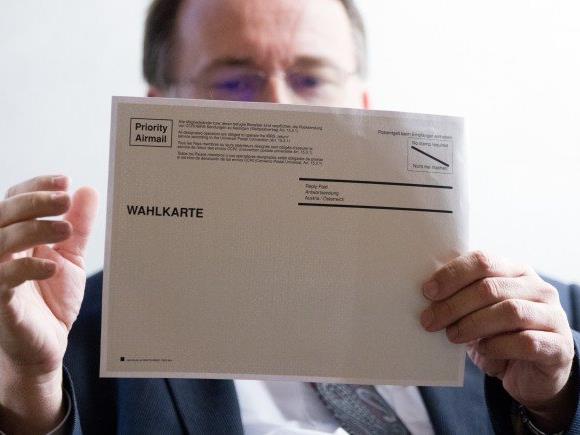 Am selben Tag erhielt der Salzburger zwei Wahlkarten