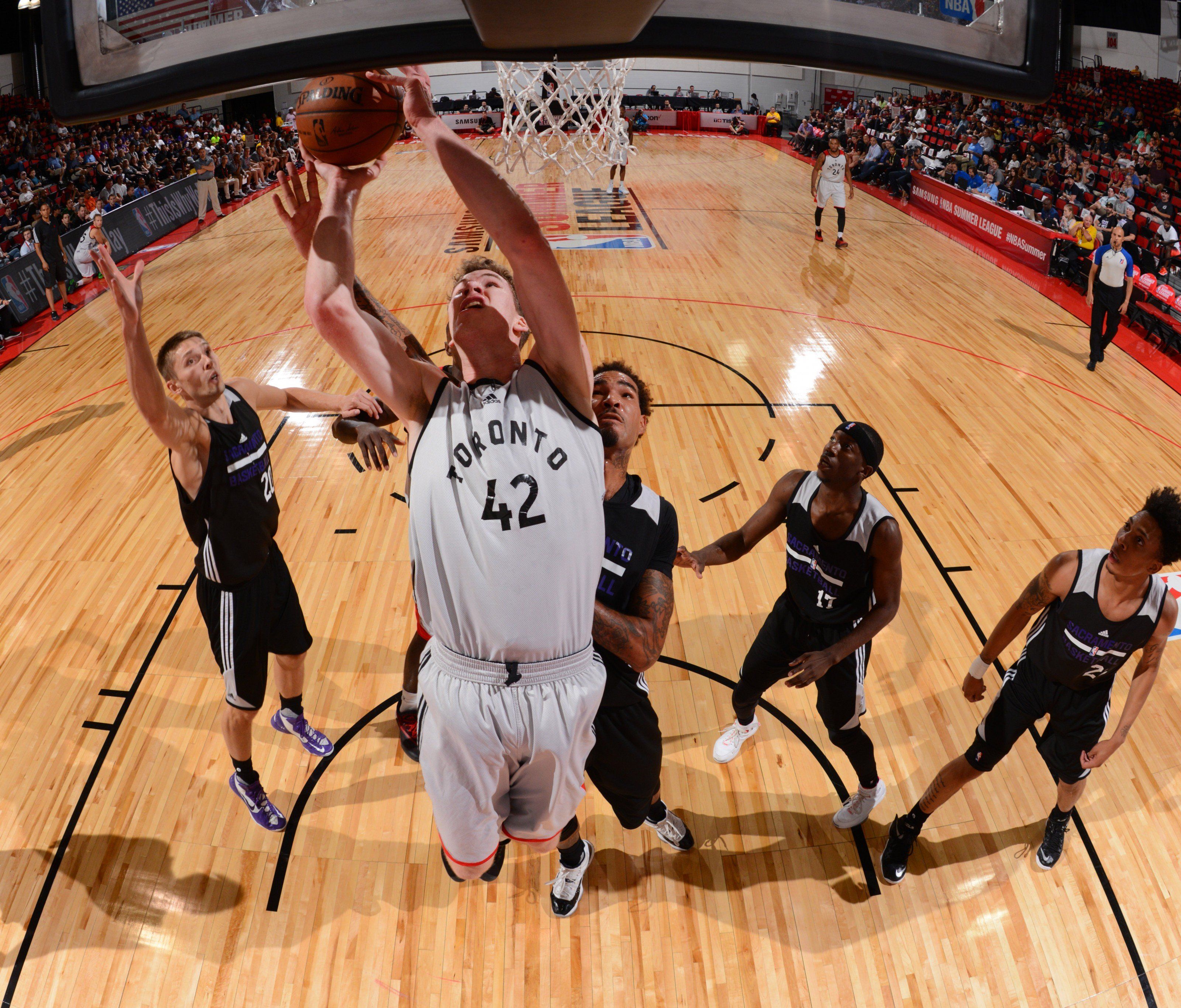 Der Wiener Jakob Pöltl geht in seine erste NBA-Saison.