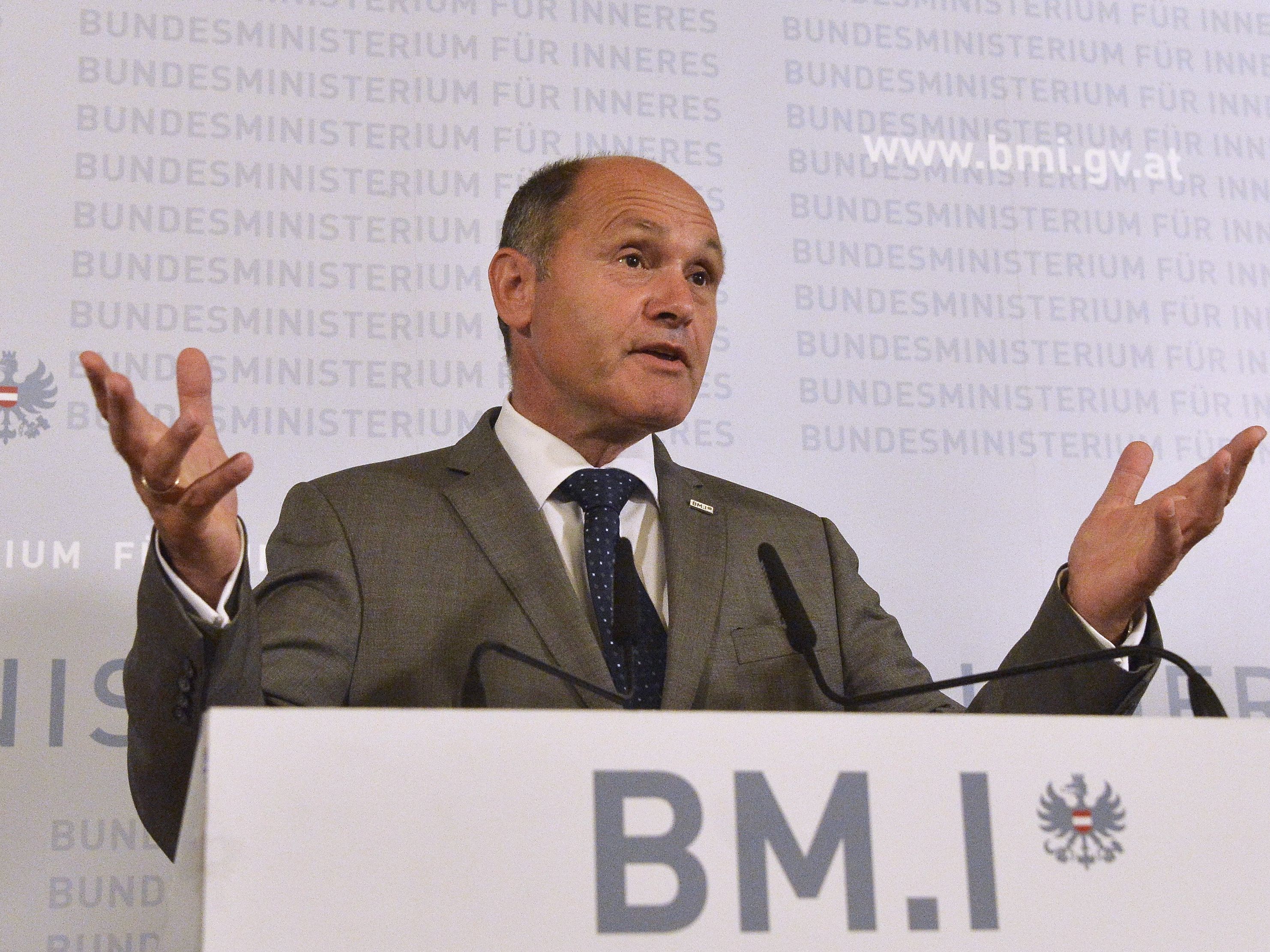 Innenminister Wolfgang Sobotka von der ÖVP. Innenminister Wolfgang Sobotka von der ÖVP.