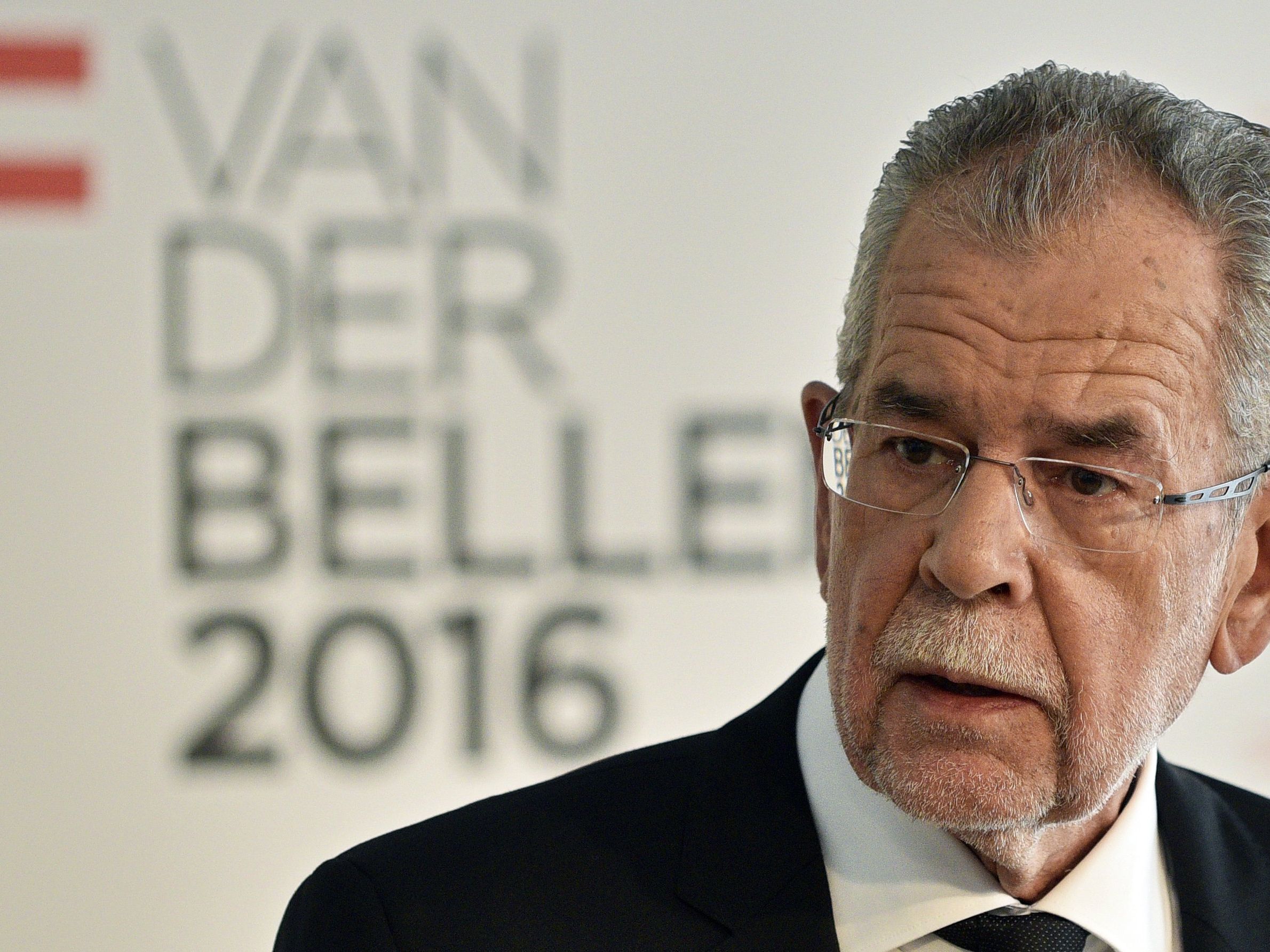 Van der Bellen fehlen noch 1,1 Millionen Euro. Van der Bellen fehlen noch 1,1 Millionen Euro.